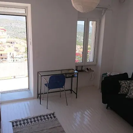 House With A View *